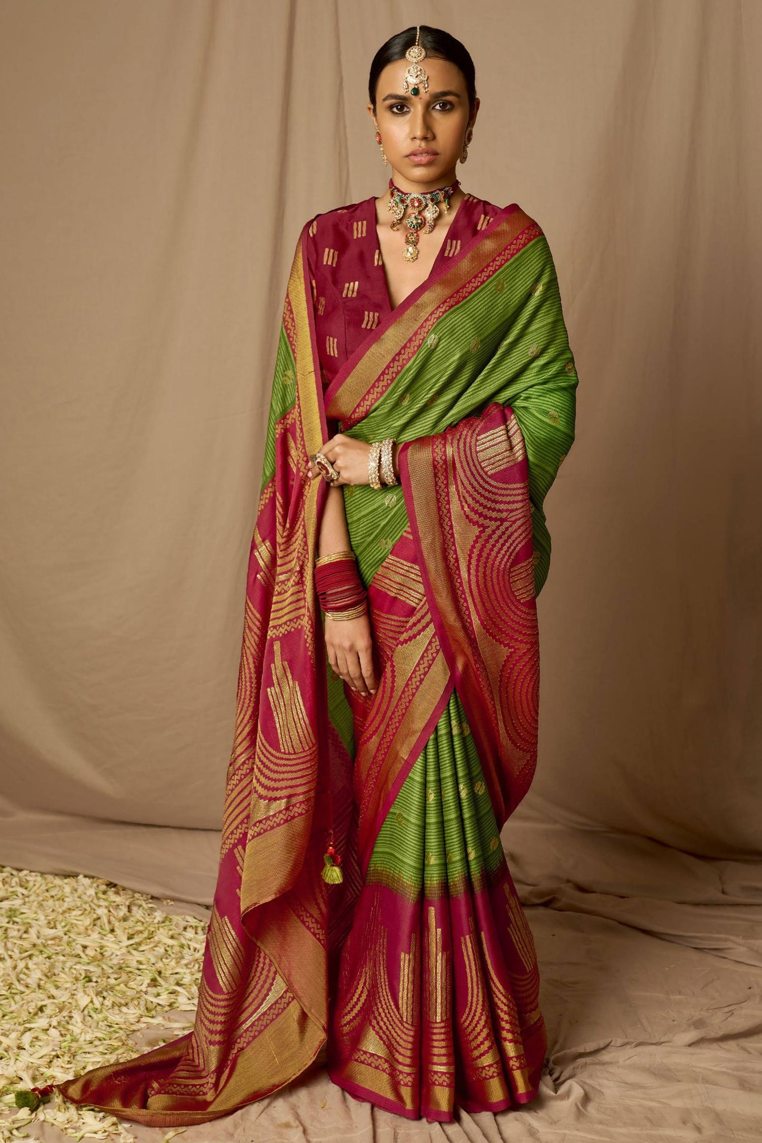 green-silk-saree-zb130256_1_SareeButa.com