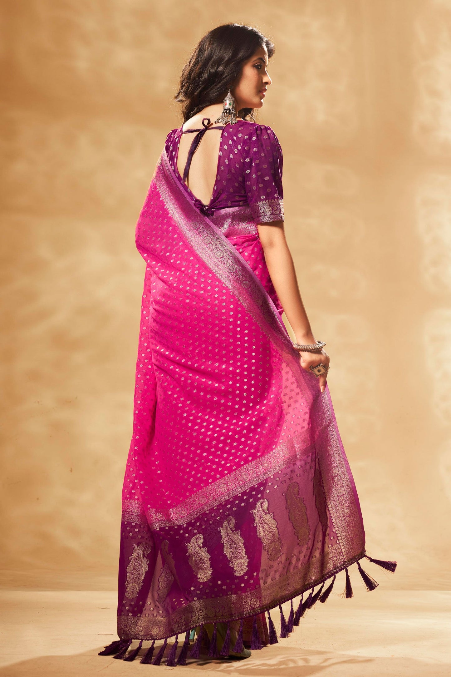 pink-georgette-banarasi-saree-zb130297_3_SareeButa.com