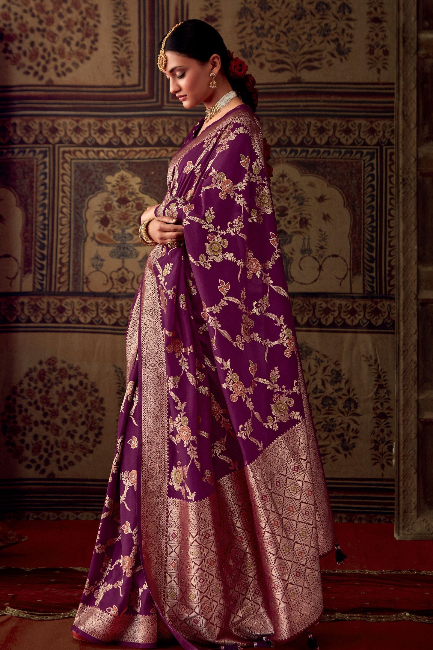 purple-banarasi-saree-zb130210_2_SareeButa.com