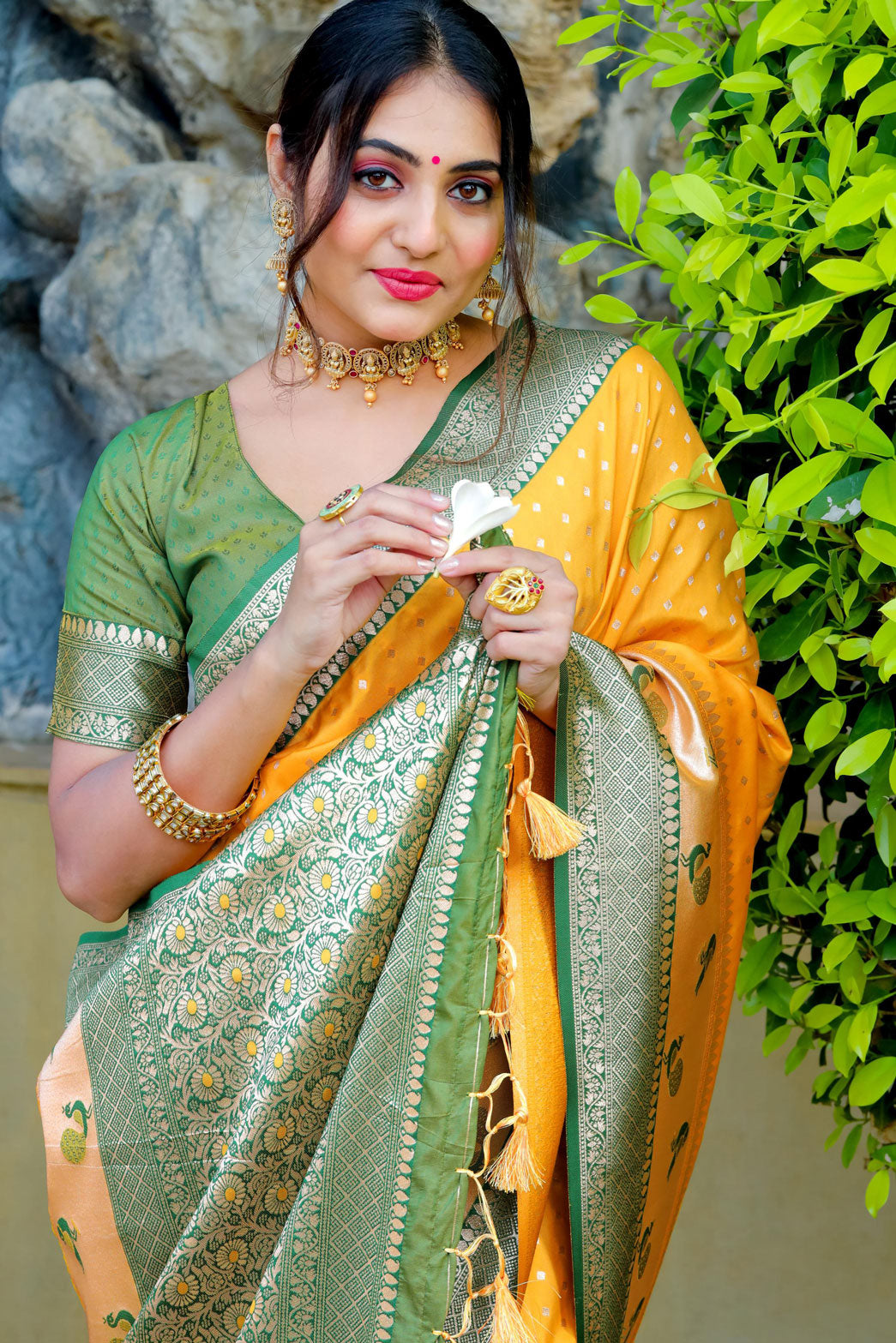 yellow-banarasi-saree-zb130415_2_SareeButa.com